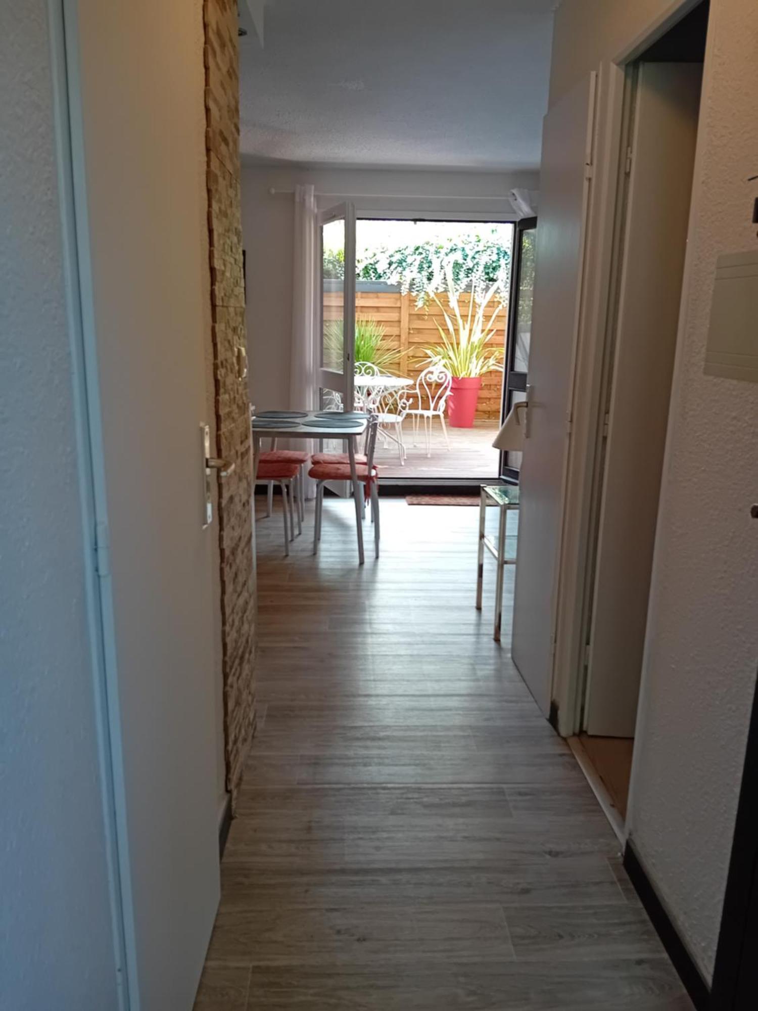 Cabourg Agreable T2 Residence Calme - Terrasse 20M2 - Animaux Bienvenus Exterior photo