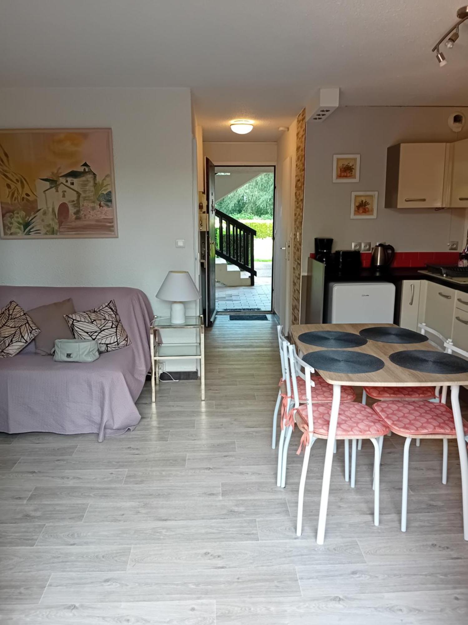 Cabourg Agreable T2 Residence Calme - Terrasse 20M2 - Animaux Bienvenus Exterior photo